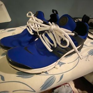 Nike Presto Sneakers (size 8)